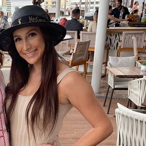 Meet your Posher, Lexie